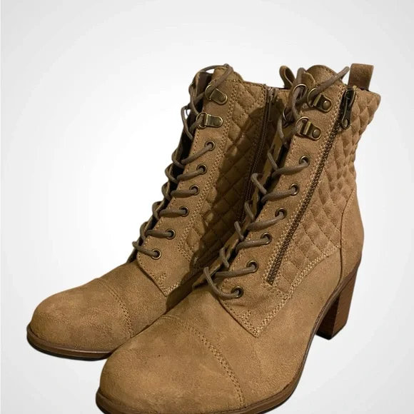 Women’s Dorsett Tan Lace Up Quilted Boots block Heel | White Mountain NWOB - Picture 9 of 10